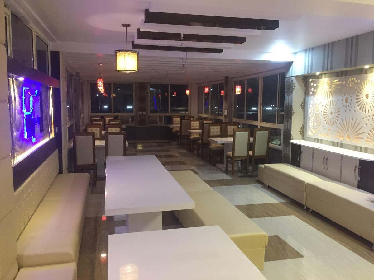 Syona Residency Hotel Lucknow Exterior photo